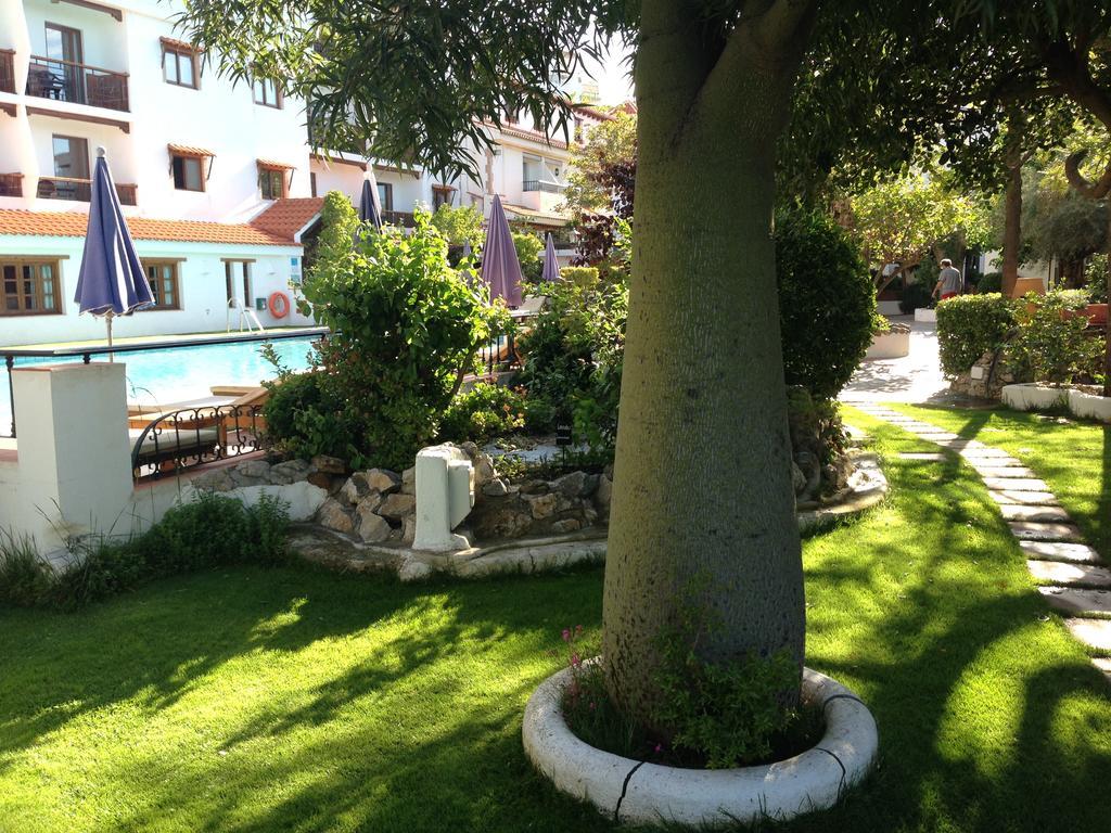 Hotel Alcadima Lanjarón Esterno foto